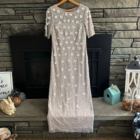 EUC Gorgeous Adrianna Papell Dress Gown - Picture 1 of 7